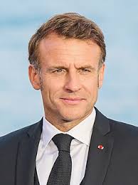 Emmanuel Macron Biography